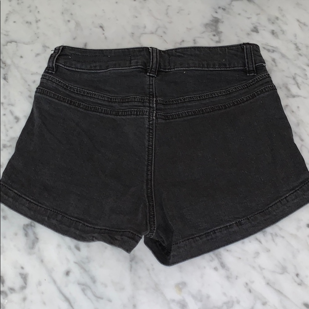 shorts - Picture 2 of 3